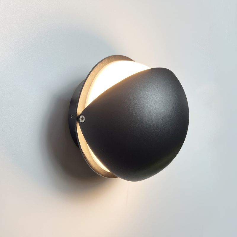 ไฟผนังภายนอก QT-0032/BK 12W 3000K IP54